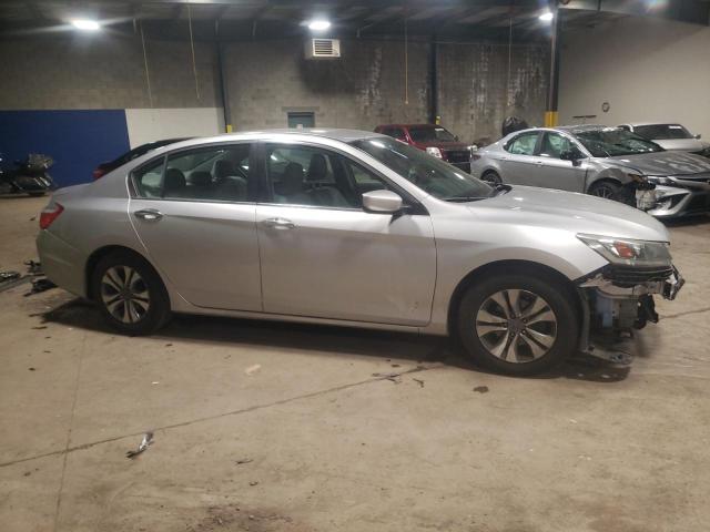 Photo 4 from auction – 2015 HONDA ACCORD LX with VIN 1HGCR2F35FA033211