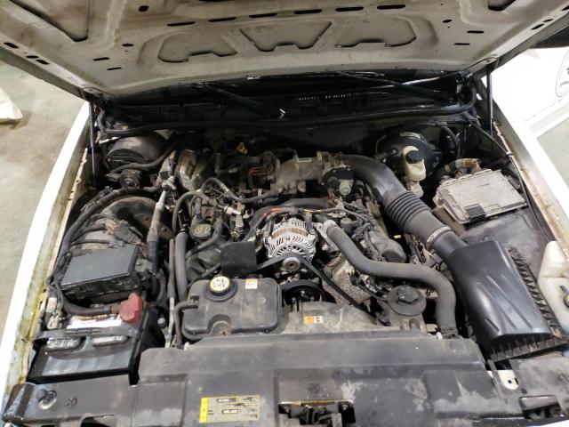 Photo 11 from auction – 2008 FORD CROWN VICT with VIN 2FAHP71V48X141707