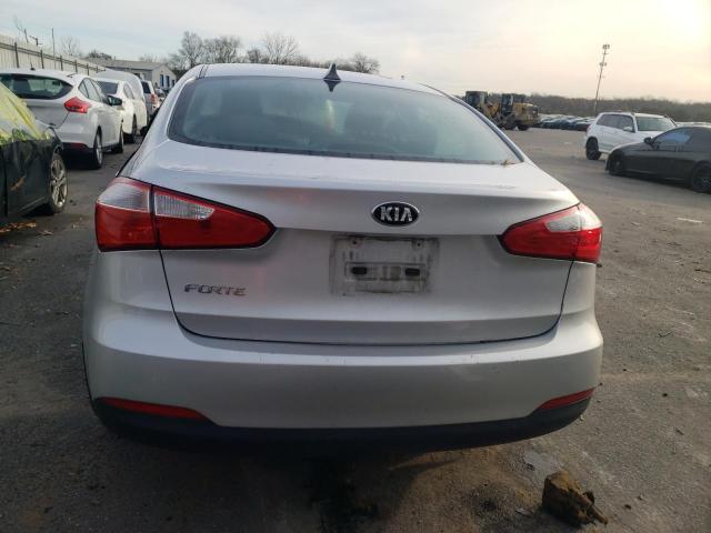 Photo 6 from auction – 2016 KIA FORTE LX with VIN KNAFK4A69G5528385
