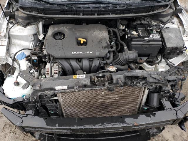 Zdjęcie 11 z aukcji – 2017 KIA FORTE LX z VIN 3KPFL4A76HE067564