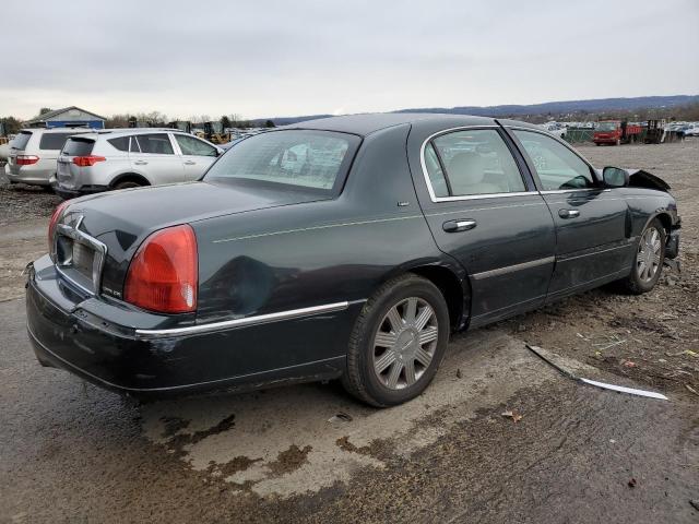 Photo 3 from auction – 2003 LINCOLN TOWN CAR C with VIN 1LNHM83W73Y601803