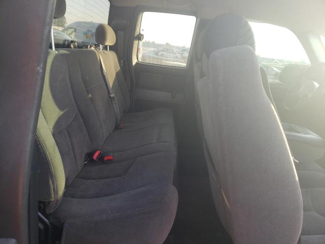 Photo 10 from auction – 2006 CHEVROLET SILVERADO with VIN 1GCEK19V96Z173699