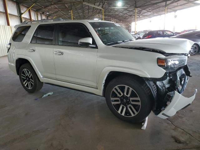 Photo 4 from auction – 2019 TOYOTA 4RUNNER SR with VIN JTEBU5JR0K5703655