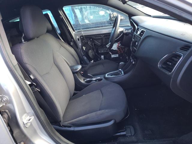 Photo 5 from auction – 2014 CHRYSLER 200 LX with VIN 1C3CCBAG2EN137323
