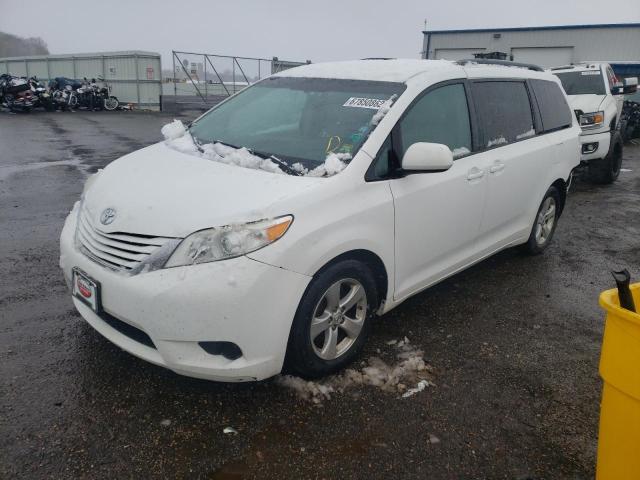 TOYOTA SIENNA LE 2015 with VIN 5TDKK3DC2FS677341 - Photo from auction
