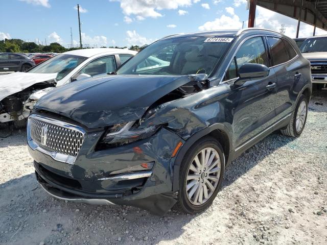 LINCOLN MKC 2019 with VIN 5LMCJ1C95KUL30117 - Photo from auction