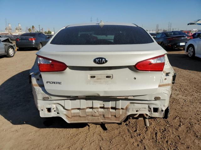 Photo 6 from auction – 2015 KIA FORTE LX with VIN KNAFK4A6XF5259036