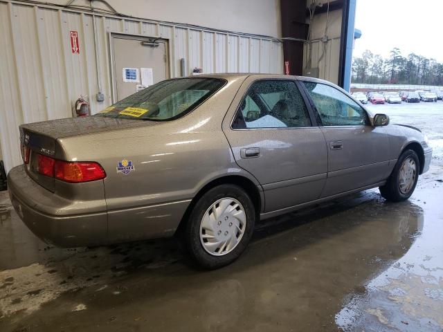 Photo 3 from auction – 2000 TOYOTA CAMRY CE with VIN 4T1BG22K8YU714683