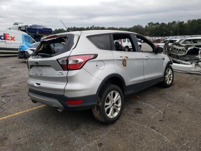 Photo 3 from auction – 2017 FORD ESCAPE SE with VIN 1FMCU9GD1HUE49119