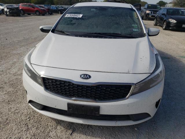 Photo 5 from auction – 2017 KIA FORTE LX with VIN 3KPFL4A75HE089054