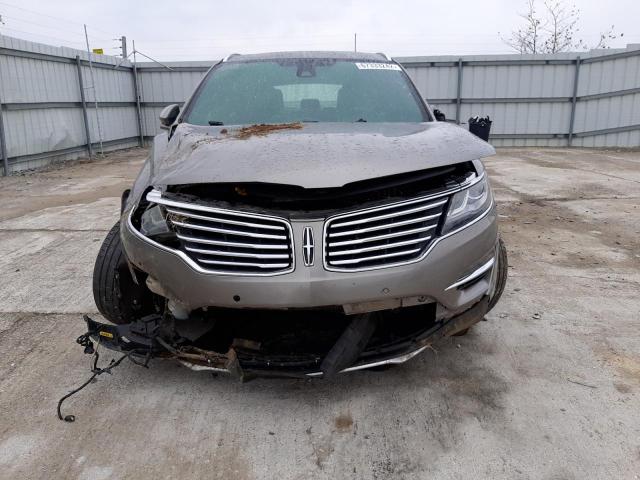 Photo 5 from auction – 2017 LINCOLN MKC RESERV with VIN 5LMTJ3DH3HUL04786