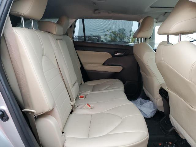 Photo 11 from auction – 2021 TOYOTA HIGHLANDER with VIN 5TDGZRAH8MS059443