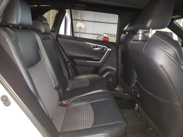 Photo 11 from auction – 2020 TOYOTA RAV4 XSE with VIN JTMEWRFV7LD541801
