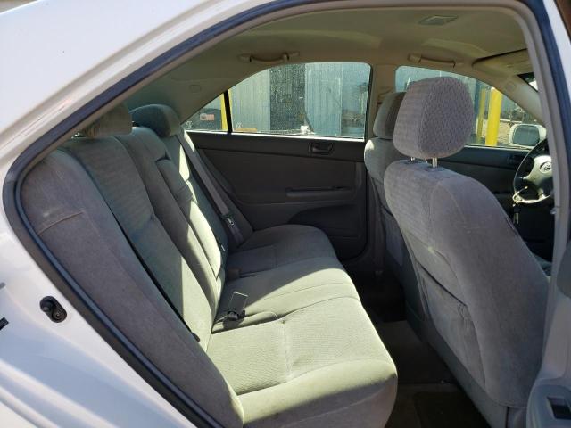 Photo 10 from auction – 2004 TOYOTA CAMRY LE with VIN JTDBF30K840155170