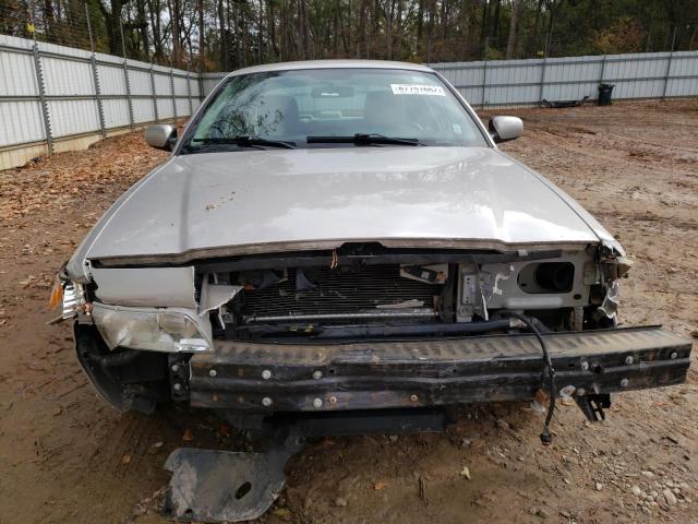 Photo 5 from auction – 2011 FORD CROWN VICT with VIN 2FABP7EV4BX174553