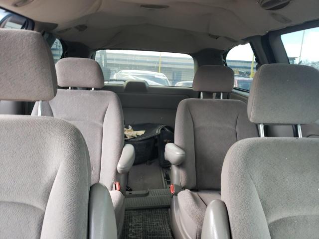 Photo 10 from auction – 2003 CHRYSLER TOWN & COU with VIN 2C4GP44L73R221210