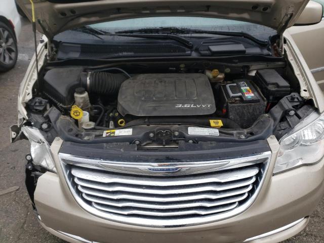 Photo 12 from auction – 2013 CHRYSLER TOWN & COU with VIN 2C4RC1BG0DR670836