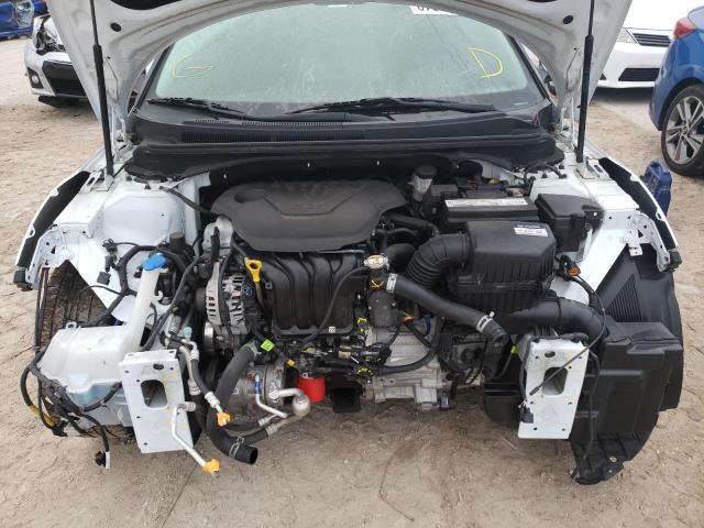 Photo 11 from auction – 2017 HYUNDAI VELOSTER with VIN KMHTC6AD8HU317744