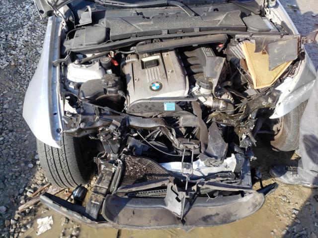 Photo 11 from auction – 2006 BMW 325 I with VIN WBAVB13516KX68173