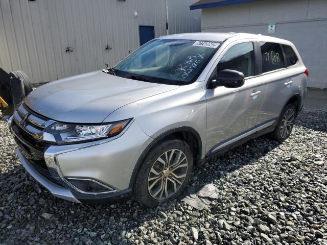 MITSUBISHI OUTLANDER 2018 with VIN JA4AD2A32JZ062780 - Photo from auction