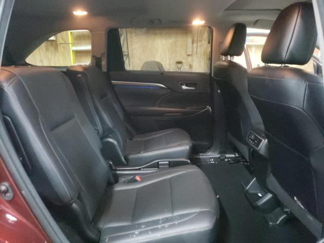 Photo 11 from auction – 2018 TOYOTA HIGHLANDER with VIN 5TDDZRFH8JS895938