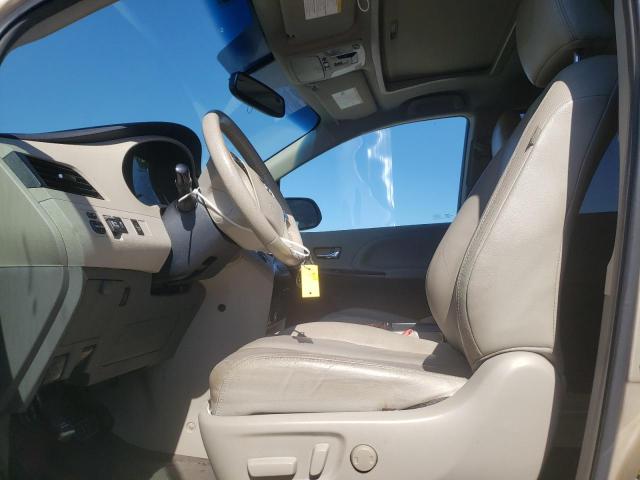 Photo 7 from auction – 2013 TOYOTA SIENNA XLE with VIN 5TDYK3DC8DS282054