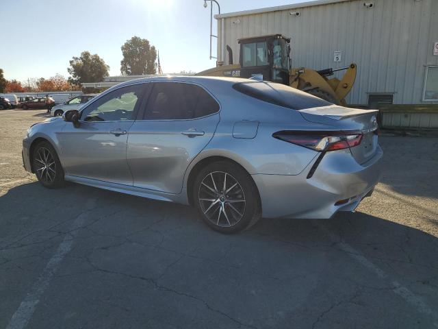 Photo 2 from auction – 2022 TOYOTA CAMRY SE with VIN 4T1T11AK7NU659964