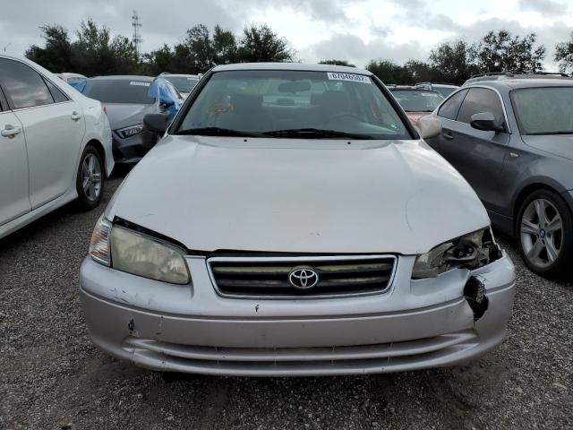 Photo 5 from auction – 2000 TOYOTA CAMRY CE with VIN 4T1BG22K2YU738249
