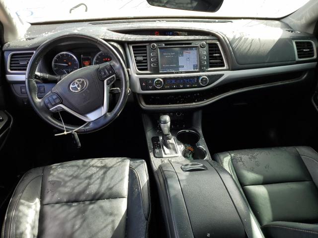 Photo 8 from auction – 2018 TOYOTA HIGHLANDER with VIN 5TDKZRFH4JS533645