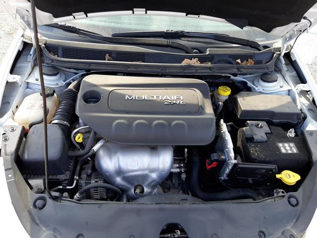 Photo 11 from auction – 2015 DODGE DART SXT with VIN 1C3CDFBBXFD403718