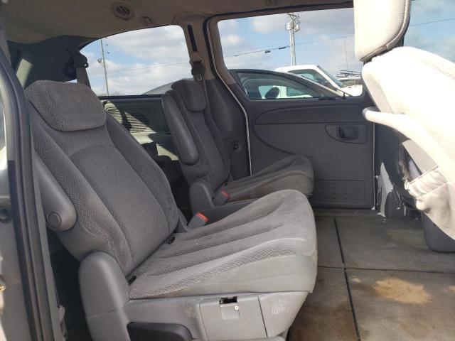 Photo 11 from auction – 2005 CHRYSLER TOWN & COU with VIN 2C4GP44R95R375697