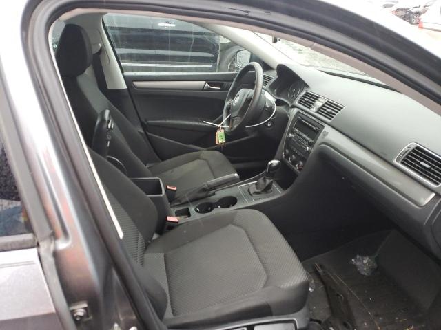 Photo 5 from auction – 2015 VOLKSWAGEN PASSAT S with VIN 1VWAT7A32FC050948