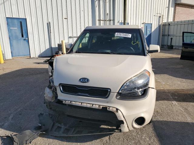 Photo 5 from auction – 2013 KIA SOUL with VIN KNDJT2A57D7757489