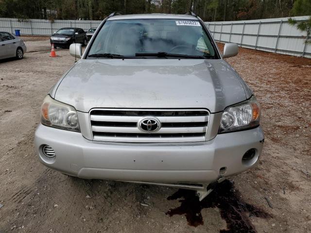 Photo 5 from auction – 2004 TOYOTA HIGHLANDER with VIN JTEEP21A540053931
