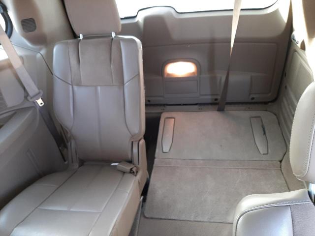 Photo 10 from auction – 2015 CHRYSLER TOWN & COU with VIN 2C4RC1GG0FR572675