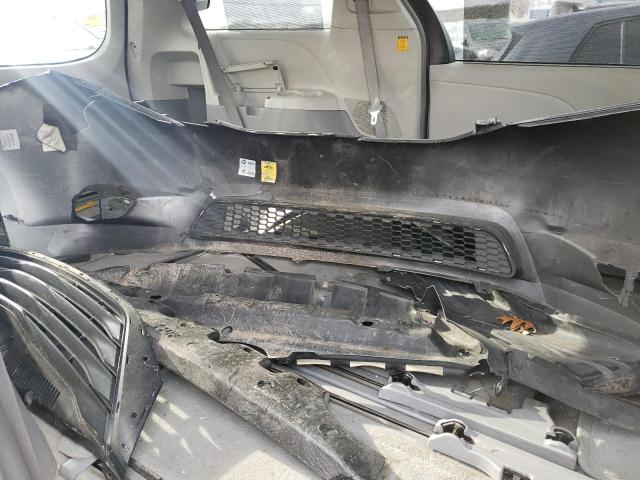 Photo 13 from auction – 2011 TOYOTA SIENNA LE with VIN 5TDKK3DC5BS146144