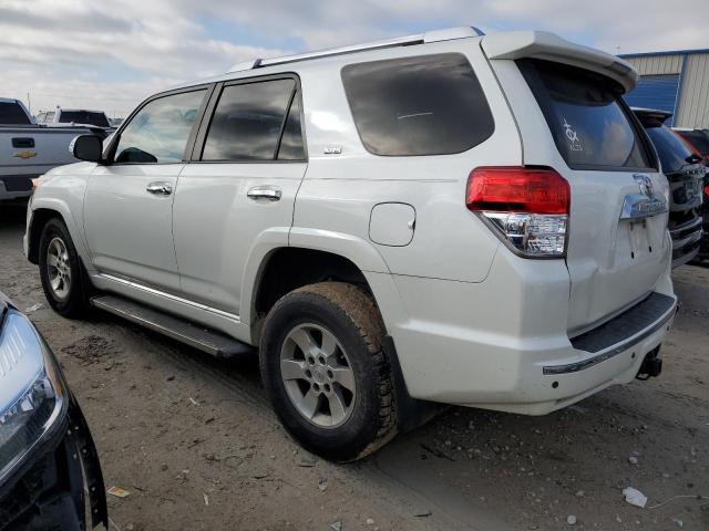 Photo 2 from auction – 2011 TOYOTA 4RUNNER SR with VIN JTEZU5JR8B5022268