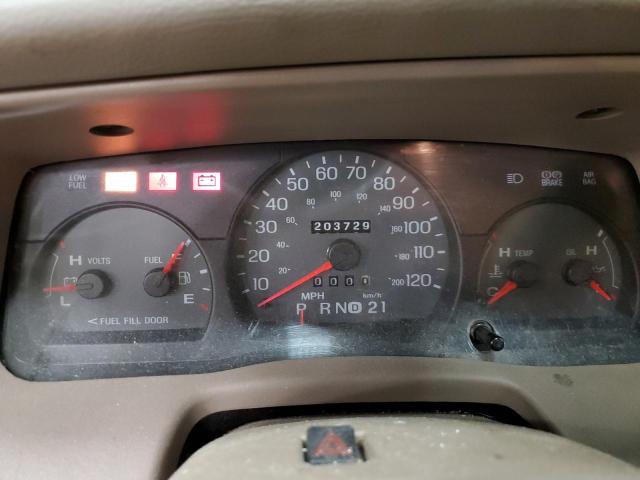 Photo 9 from auction – 2005 MERCURY GRAND MARQ with VIN 2MEFM74W85X658405