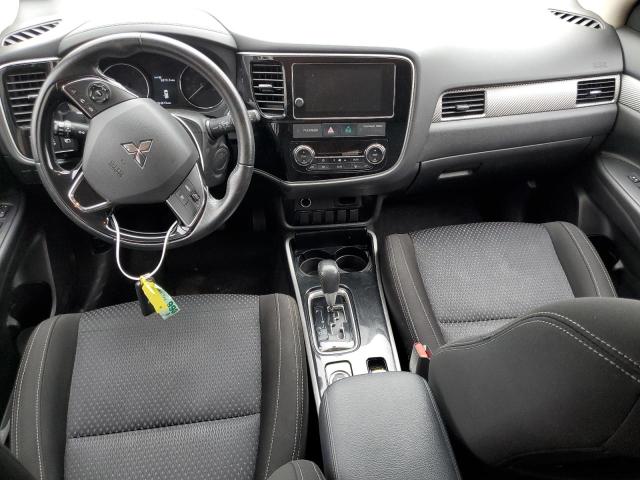 Photo 8 from auction – 2018 MITSUBISHI OUTLANDER with VIN JA4AZ3A37JZ041639