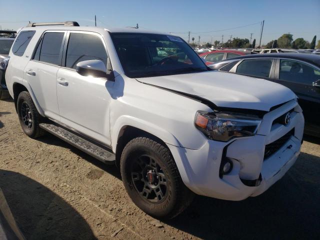 Photo 4 from auction – 2018 TOYOTA 4RUNNER SR with VIN JTEZU5JR1J5173516