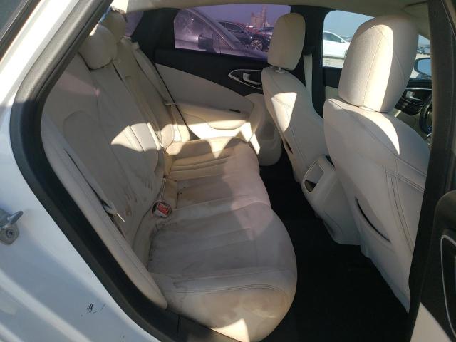 Photo 10 from auction – 2015 CHRYSLER 200 LIMITE with VIN 1C3CCCAB0FN715415