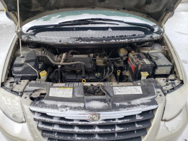 Photo 12 from auction – 2005 CHRYSLER TOWN & COU with VIN 2C4GP54L15R337589