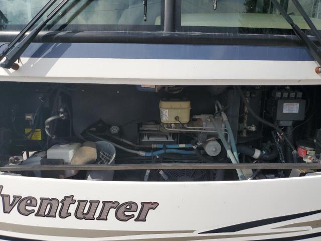 Photo 7 from auction – 2005 WINNEBAGO ADVENTURER with VIN 5B4MPA7G053400478