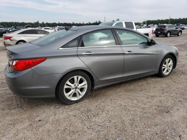 Photo 3 from auction – 2012 HYUNDAI SONATA SE with VIN 5NPEC4AC5CH431860