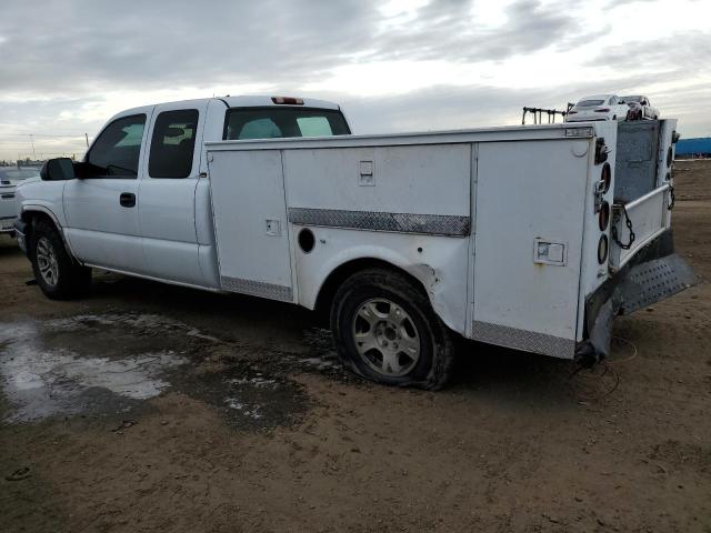 Photo 2 from auction – 2004 CHEVROLET SILVERADO with VIN 1GCEC19TX4E155261