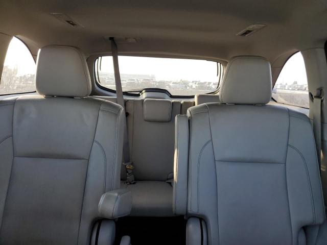 Photo 10 from auction – 2017 TOYOTA HIGHLANDER with VIN 5TDJZRFHXHS508612