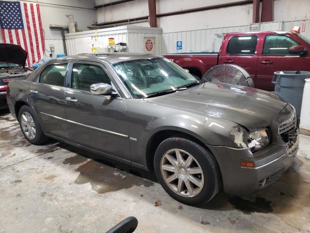 Photo 4 from auction – 2010 CHRYSLER 300 TOURIN with VIN 2C3CA5CV8AH279844