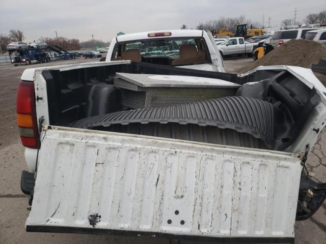 Photo 10 from auction – 2000 CHEVROLET SILVERADO with VIN 1GCEK14T3YE211301