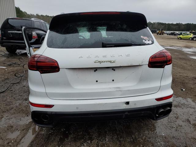 Photo 6 from auction – 2017 PORSCHE CAYENNE SE with VIN WP1AE2A22HLA74191