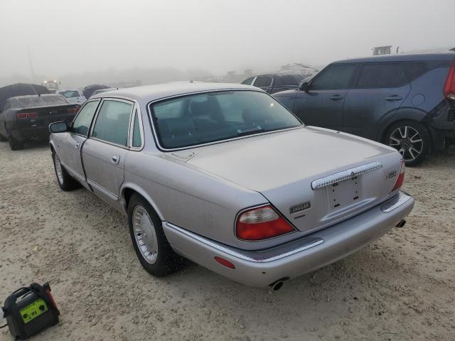 Zdjęcie 2 z aukcji – 2000 JAGUAR VANDENPLAS z VIN SAJDA24C8YLF13526